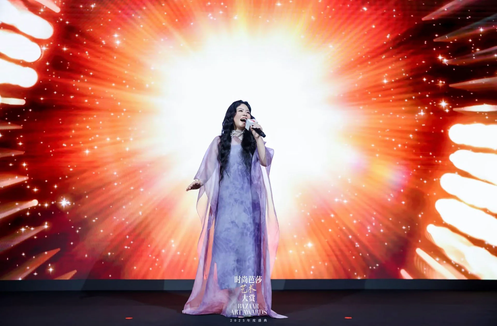 龚琳娜 & 时尚芭莎艺术大赏